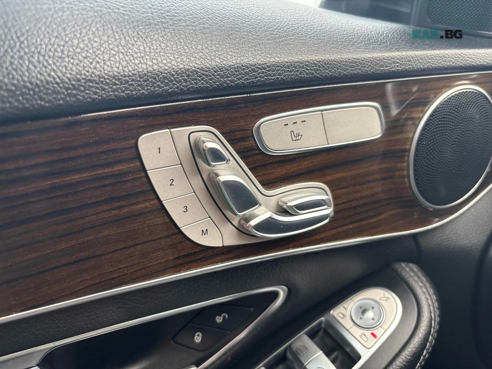 Mercedes-Benz C 300 4MATIC Автокредит Цена до България, снимка 10 - Автомобили и джипове - 54998438