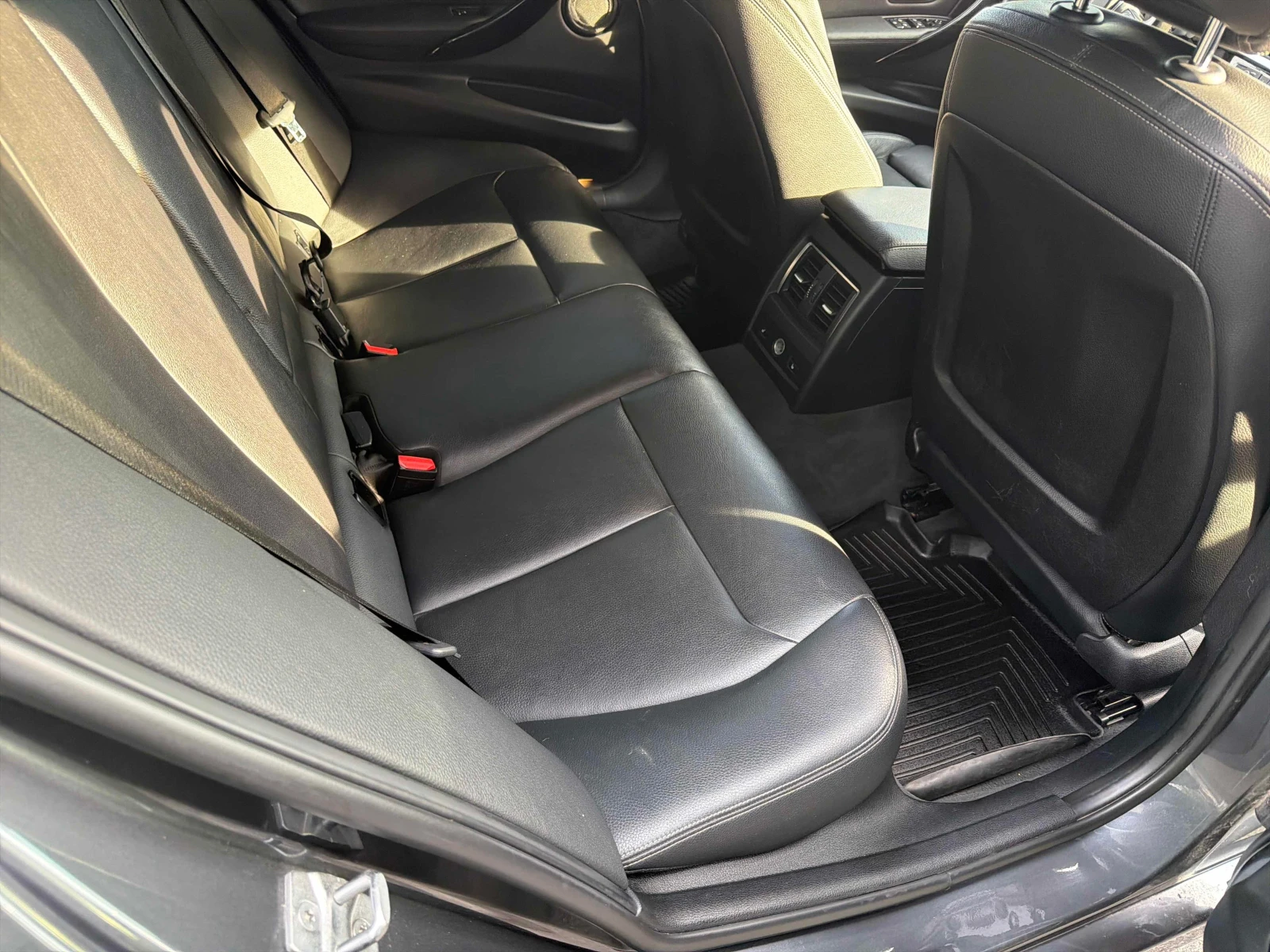 BMW 330 XDRIVE * M ПАКЕТ * HEAD UP * DRIVER ASSIST PACKAGE, снимка 11 - Автомобили и джипове - 55199726