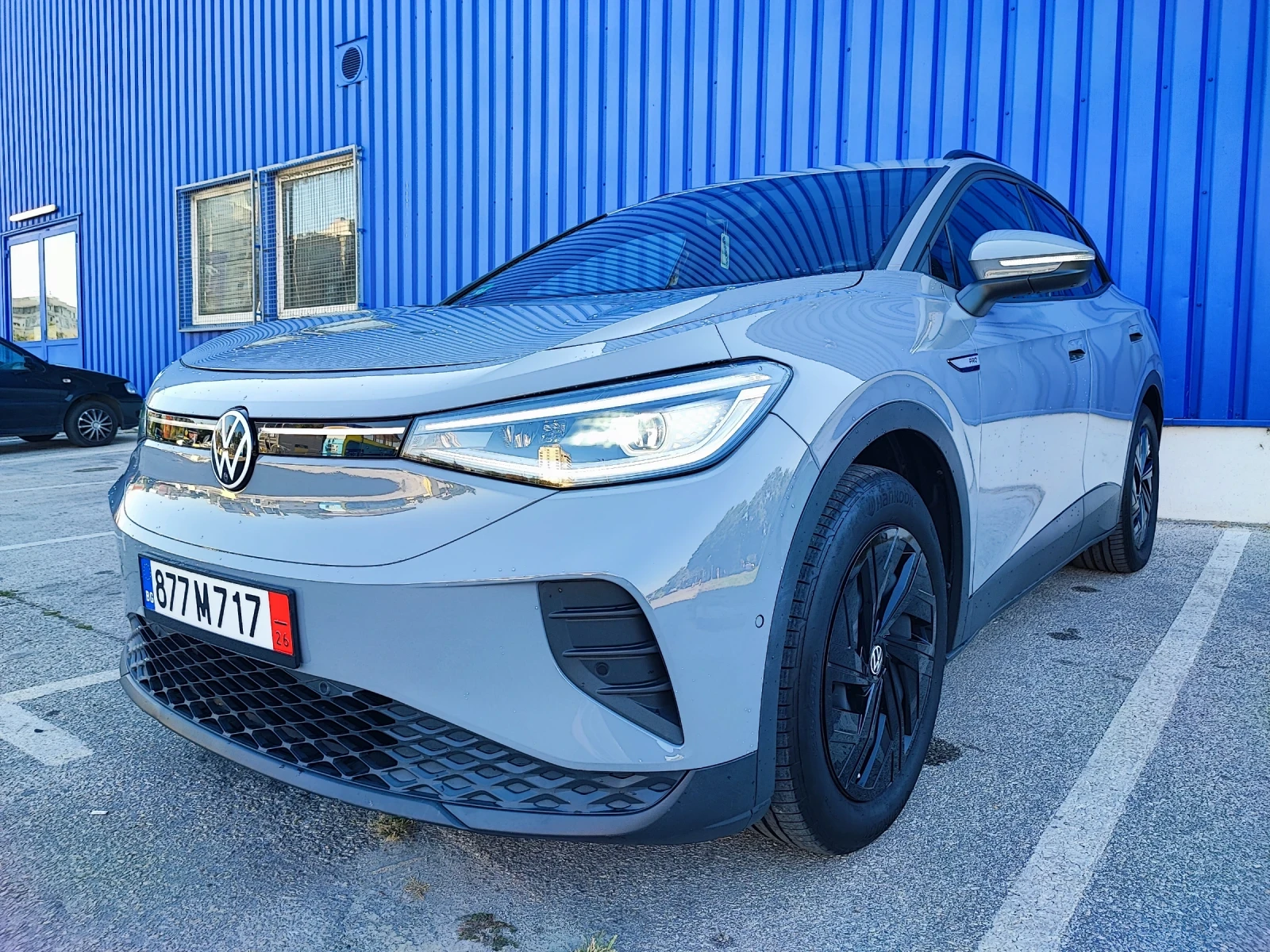 VW ID.4 PRO/82Kwh/ТЕРМОПОМПА/360CAM/KEYLESS/38000КМ, снимка 2 - Автомобили и джипове - 55532701