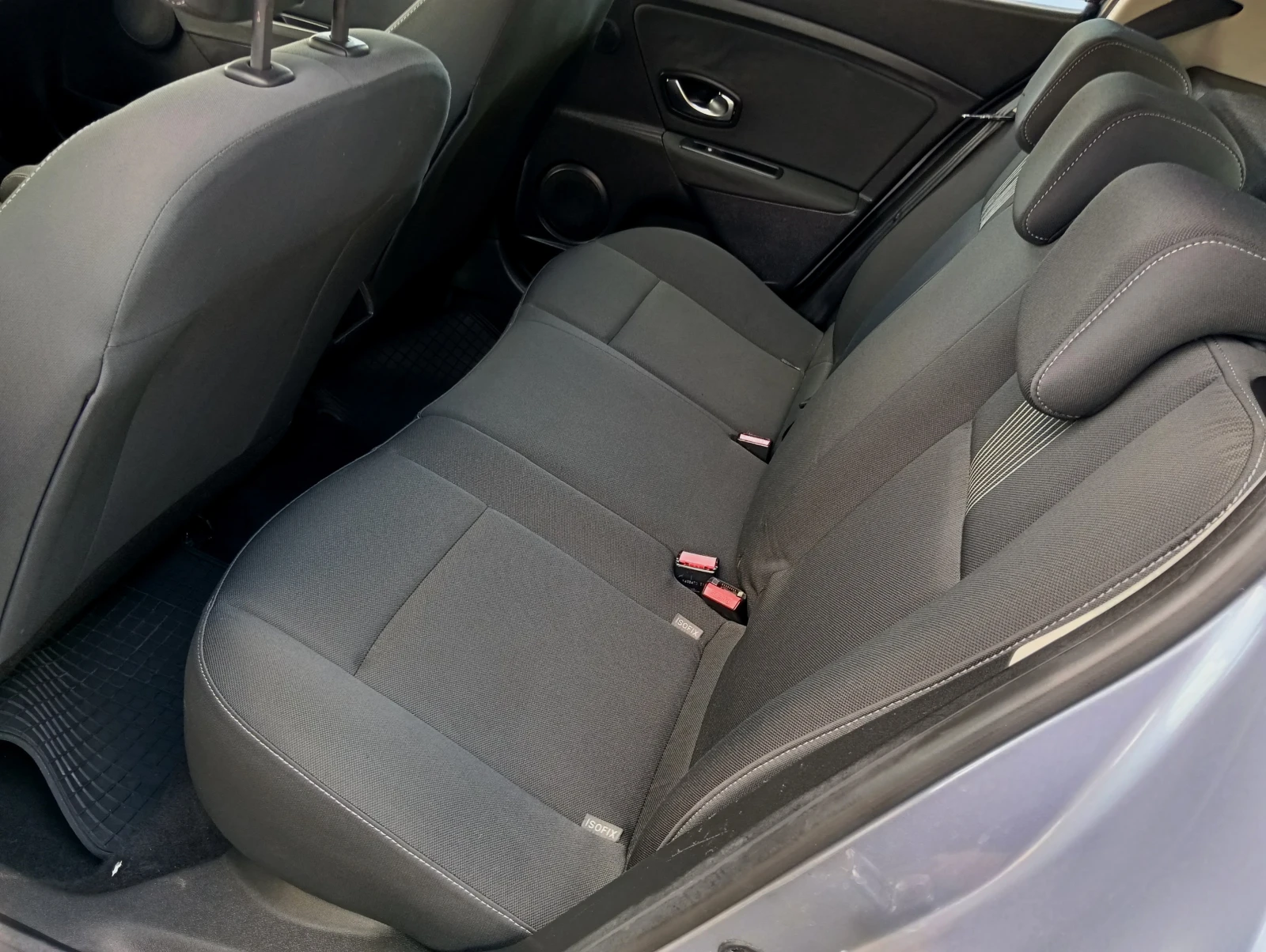 Renault Megane 1.5DCI , снимка 7 - Автомобили и джипове - 55666498