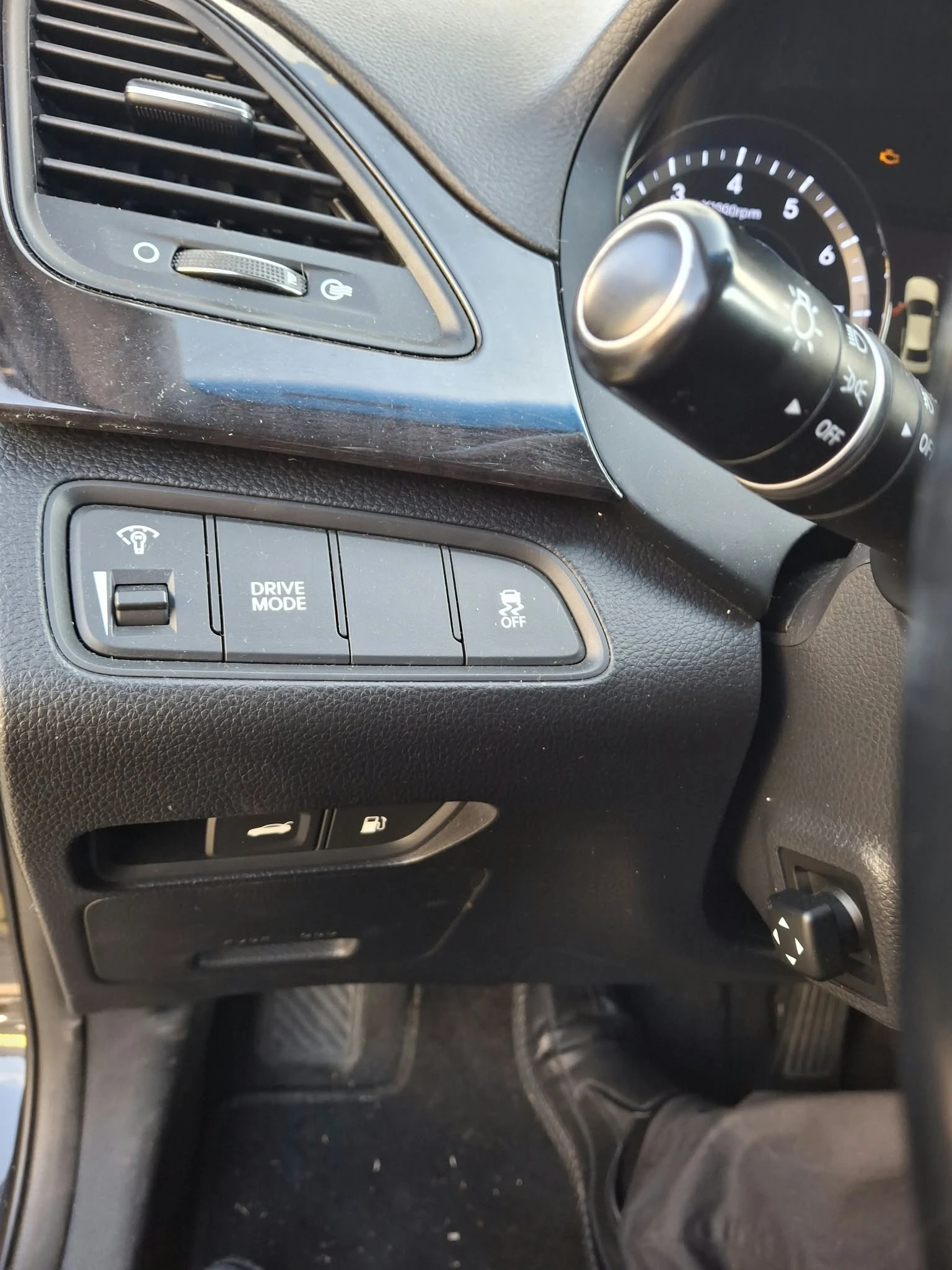 Hyundai Grandeur premium, снимка 9 - Автомобили и джипове - 56251990