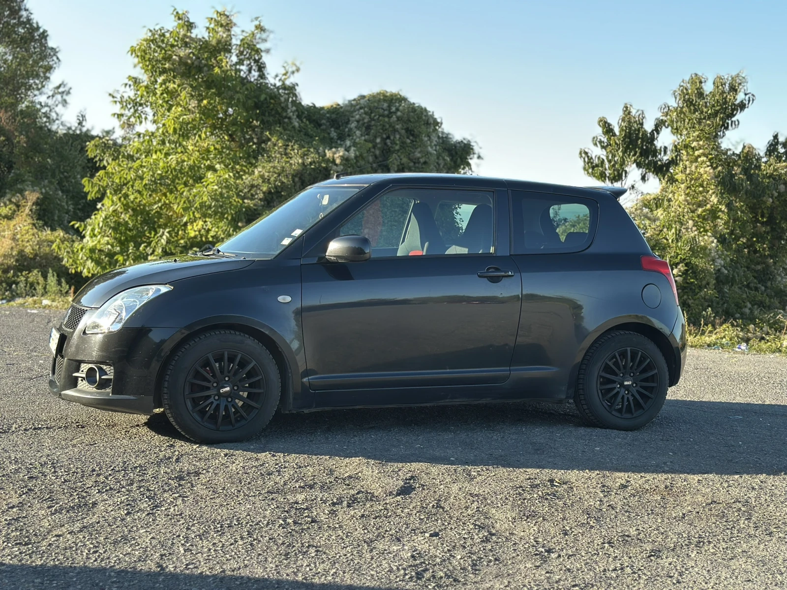 Suzuki Swift 1.6i Sport Keyless, снимка 2 - Автомобили и джипове - 56301310