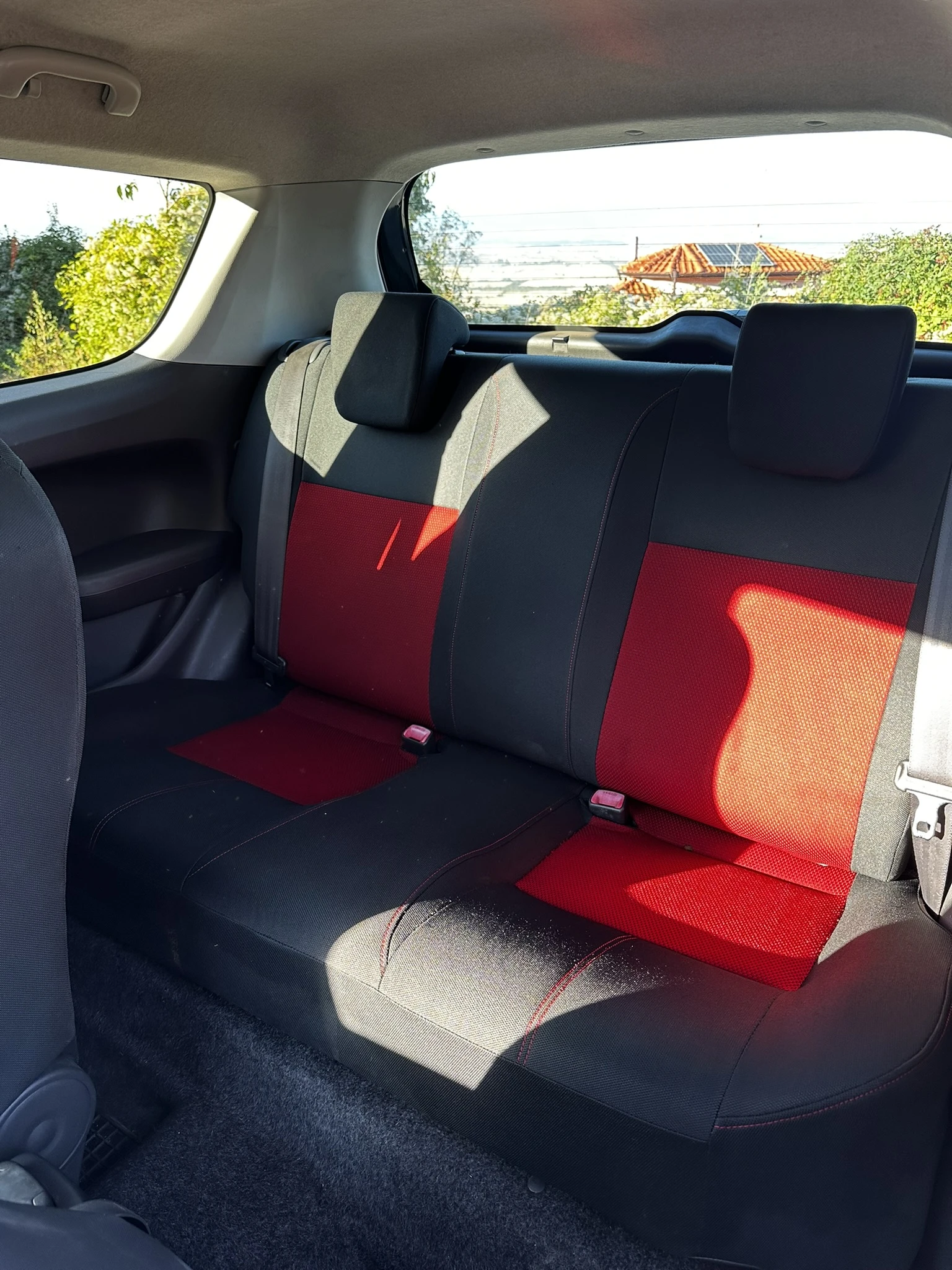 Suzuki Swift 1.6i Sport Keyless, снимка 10 - Автомобили и джипове - 56301310