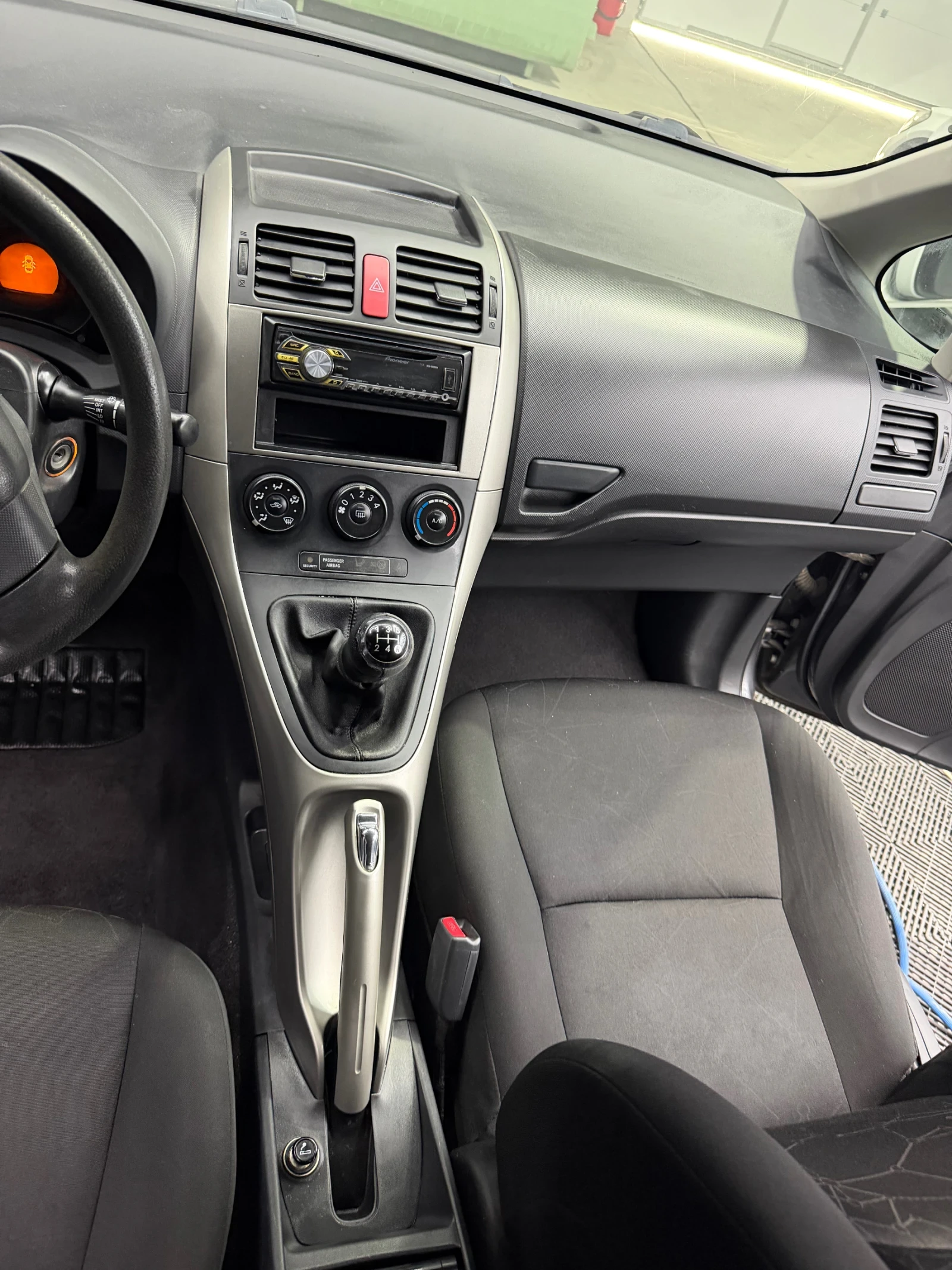 Toyota Auris 1.4vvt-i 167, 000�� ��������� | Mobile.bg � ����������� 10