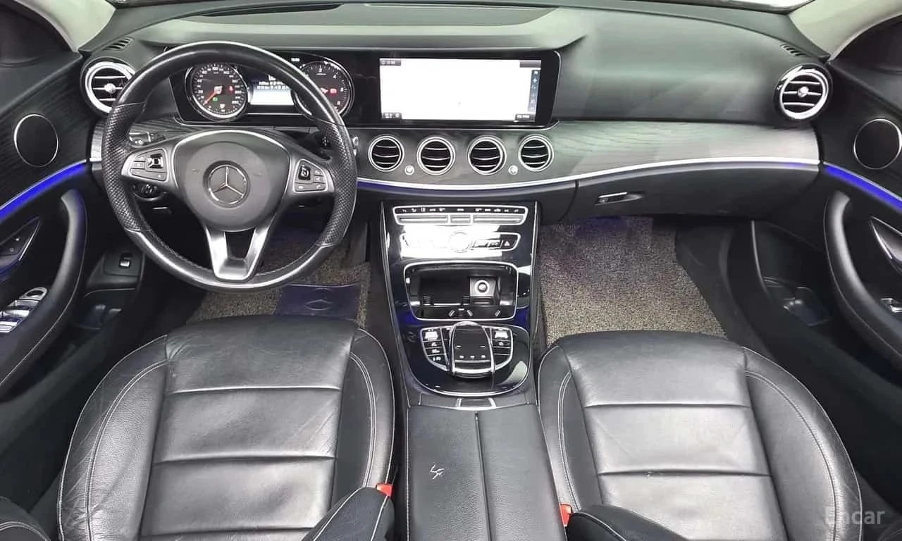 Mercedes-Benz E 220, снимка 7 - Автомобили и джипове - 56689586