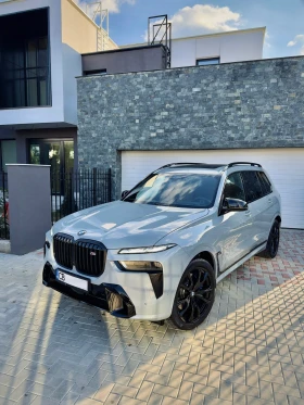 BMW X7 2026 / M60i / Individual / ЧИСТО НОВ / 7 Местен, снимка 1