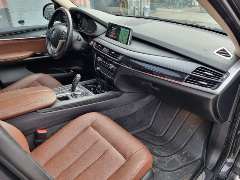 BMW X5 4.0d-xDrive, снимка 15 - Автомобили и джипове - 38130144