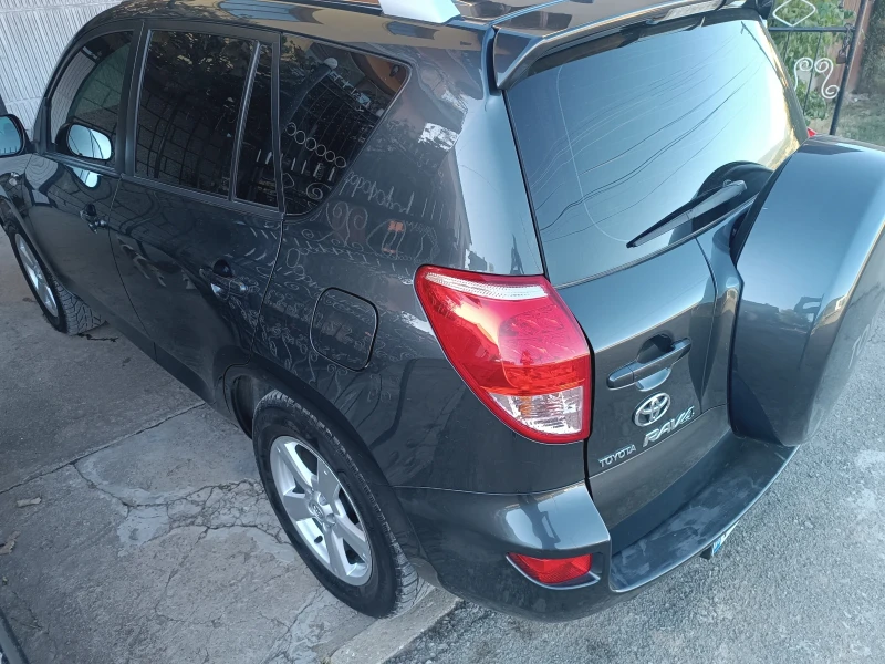 Toyota Rav4, снимка 8 - Автомобили и джипове - 47489978