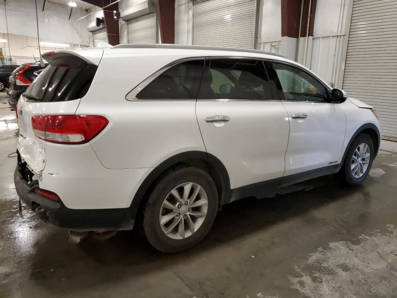 Kia Sorento 3.3L LX 4X4, снимка 4 - Автомобили и джипове - 48249822