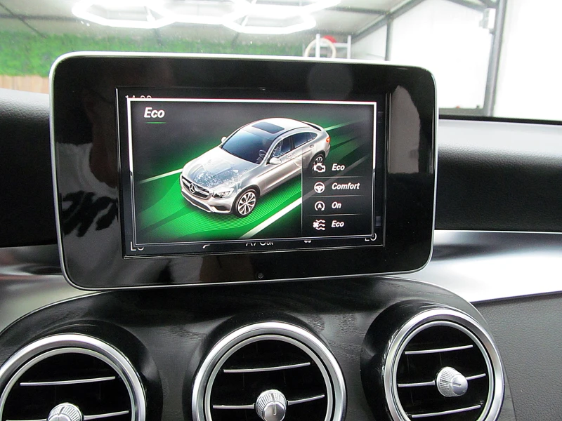 Mercedes-Benz GLC 220 4-MATIC/KUPE/AMG-line/KAMERA/СОБСТВЕН ЛИЗИНГ, снимка 16 - Автомобили и джипове - 50905179