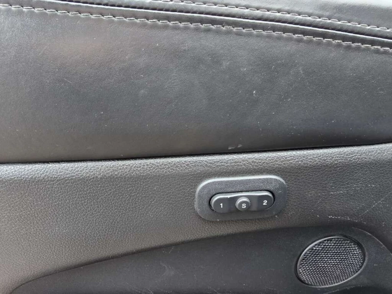 Jeep Grand cherokee 2019 Overland * CARFAX * БЕЗ ПЪРВОНАЧАЛНА ВНОСКА, снимка 15 - Автомобили и джипове - 53107692