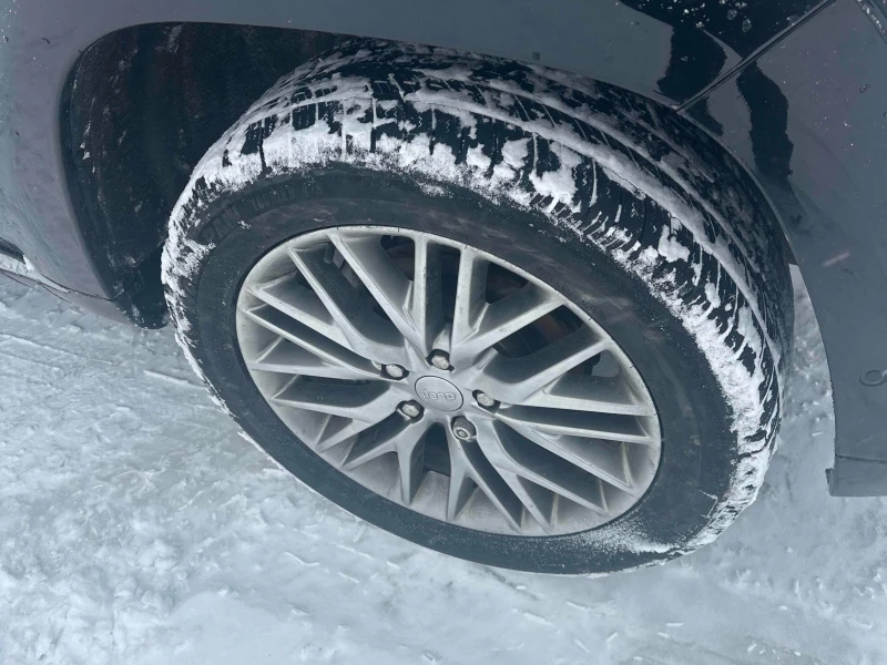 Jeep Grand cherokee 3.6* * SUMMIT* * AWD* * CARFAX* * , снимка 6 - Автомобили и джипове - 53119562