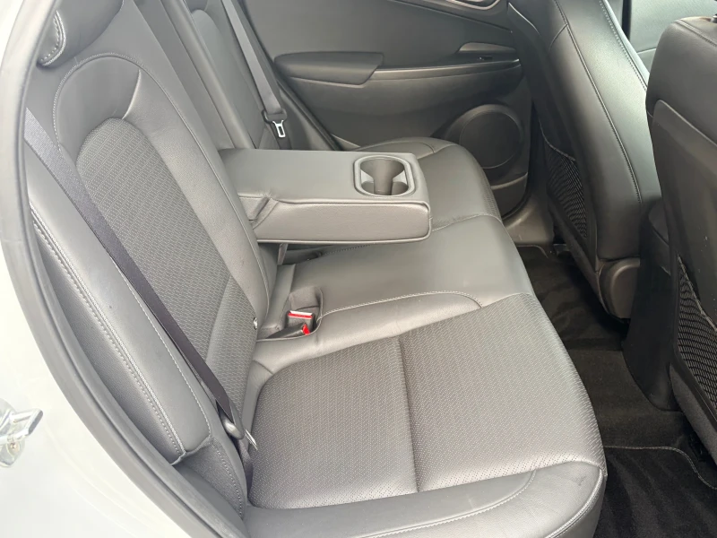 Hyundai Kona PREMIUM 64kw DISTRONIC TERMOPOMPA NAVI FUL!!!, снимка 14 - Автомобили и джипове - 53565185