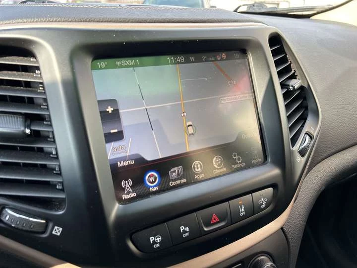 Jeep Cherokee Limited, снимка 16 - Автомобили и джипове - 53511515