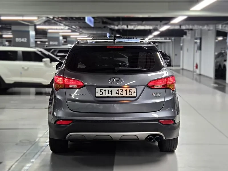 Hyundai Santa fe 2.0 4WD PREMIUM, снимка 4 - Автомобили и джипове - 56354140