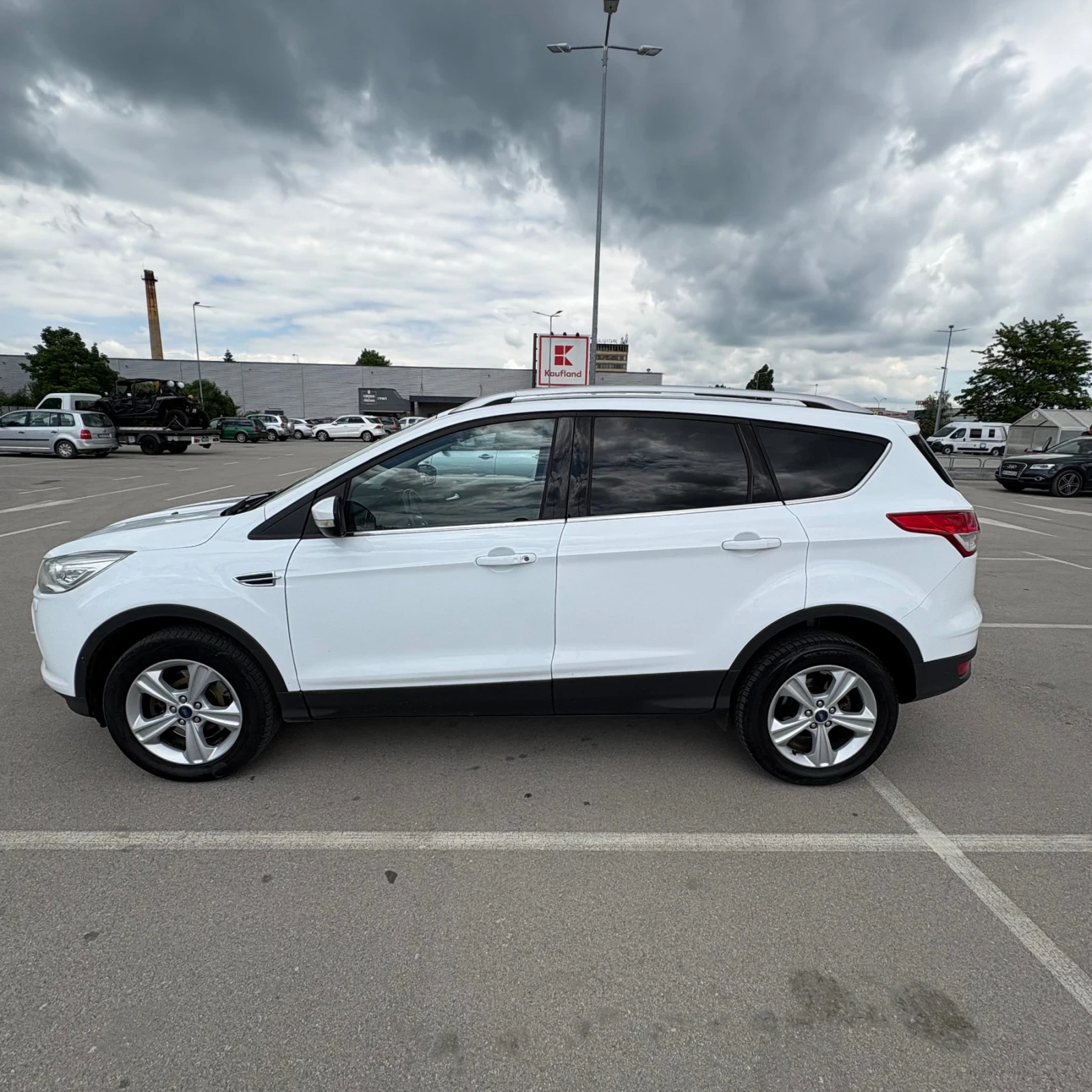 Ford Kuga  - изображение 3