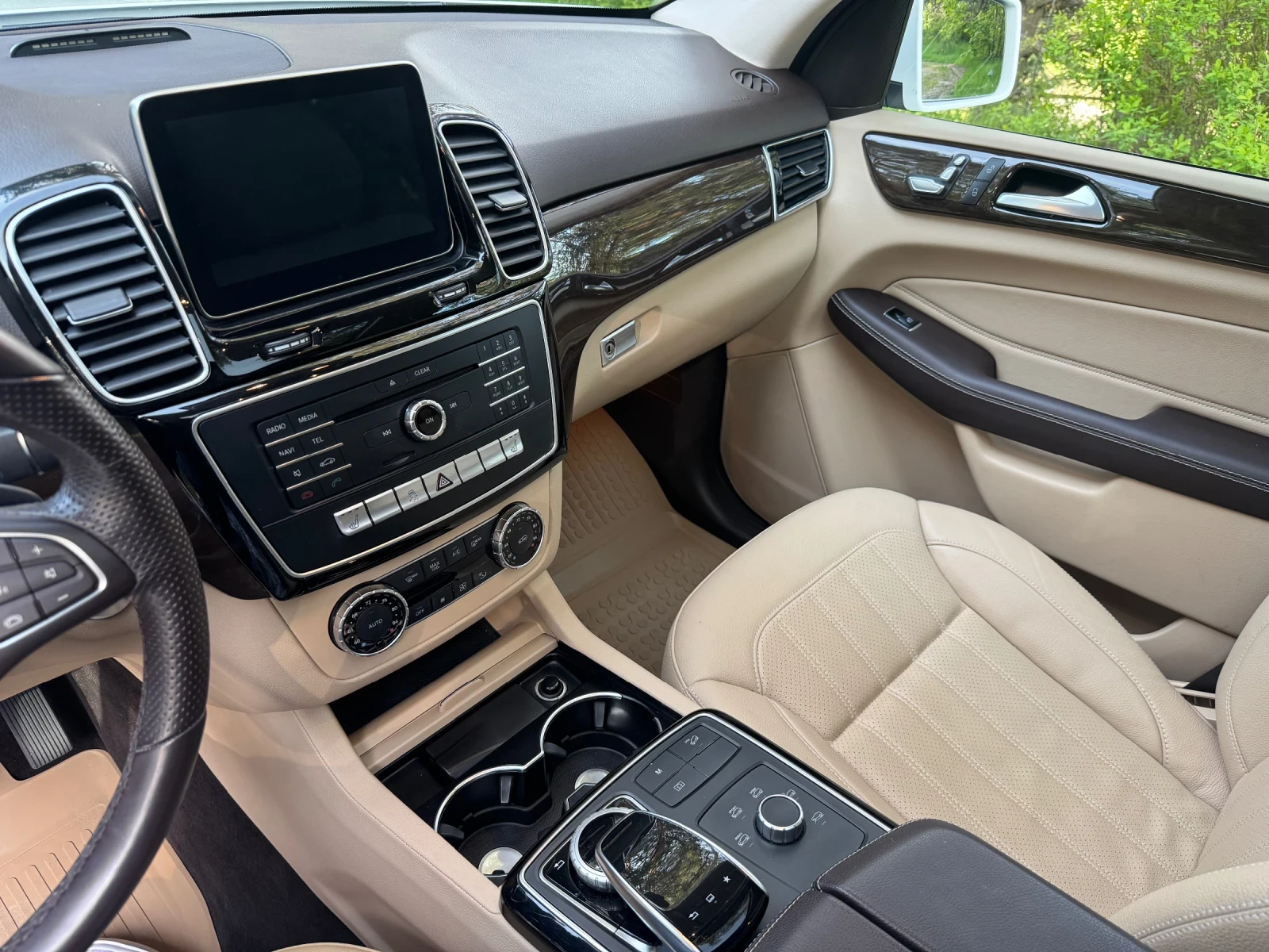 Mercedes-Benz GLE 350, снимка 11 - Автомобили и джипове - 54078272