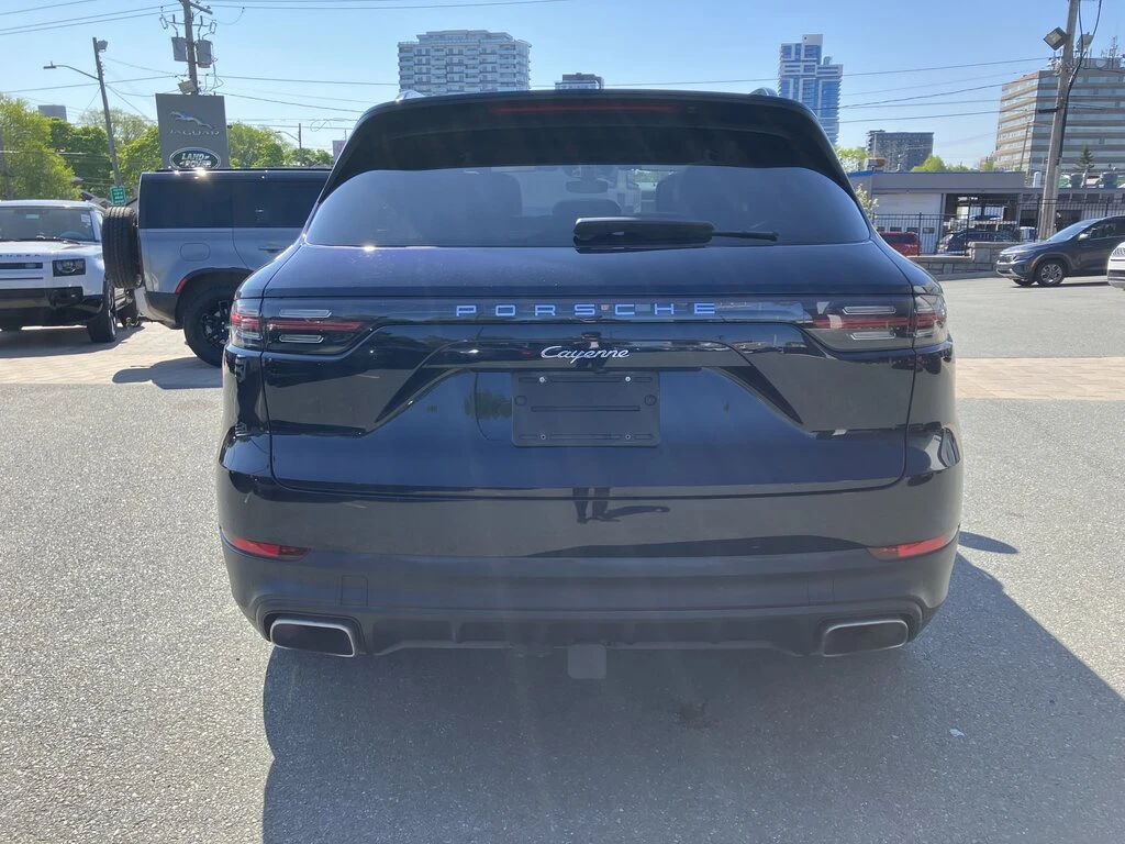 Porsche Cayenne BASE * BOSE* 360* CARFAX* ОПЦИЯ ЗА ФИНАНСИРАНЕ*  - изображение 4