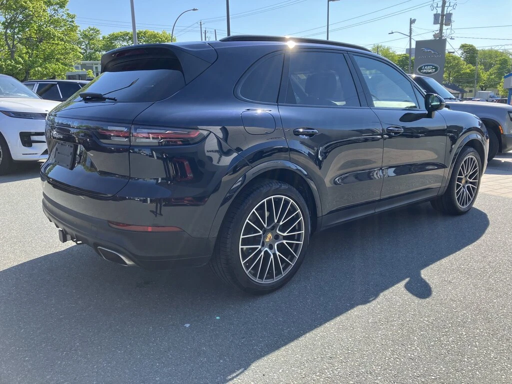 Porsche Cayenne BASE * BOSE* 360* CARFAX* ОПЦИЯ ЗА ФИНАНСИРАНЕ*  - изображение 5