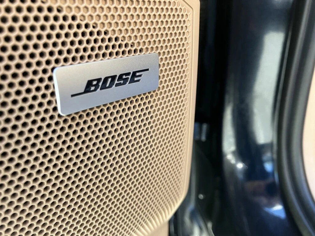 Porsche Cayenne BASE * BOSE* 360* CARFAX* ОПЦИЯ ЗА ФИНАНСИРАНЕ*  - изображение 10