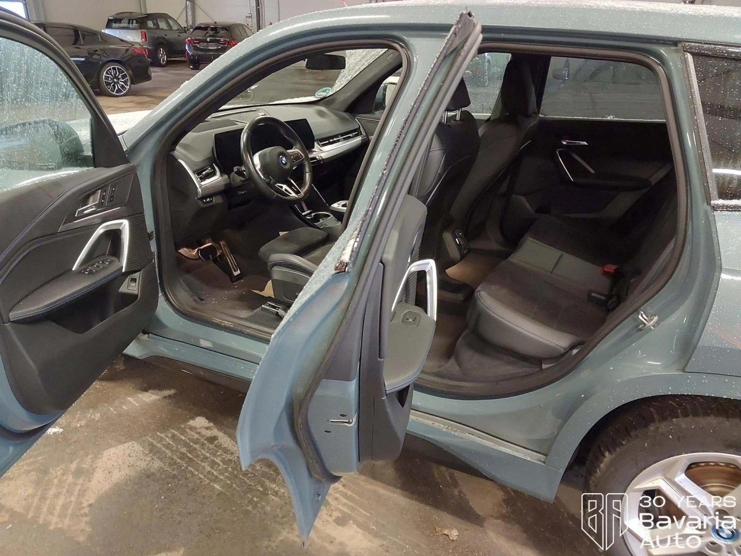 BMW iX1 30 xDrive M Sport Paket - изображение 5