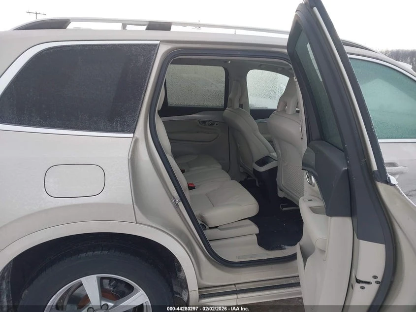 Volvo Xc90 2.0L I-4 DI, DOHC, VVT, TURBO, 250HP All Wheel - изображение 8