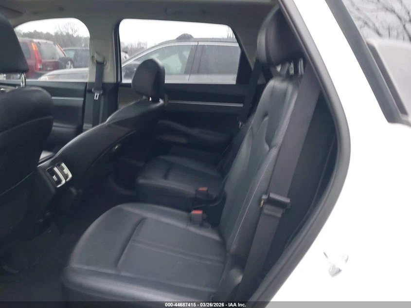 Kia Sorento 2.5l X-Line Ex, снимка 8 - Автомобили и джипове - 54094597