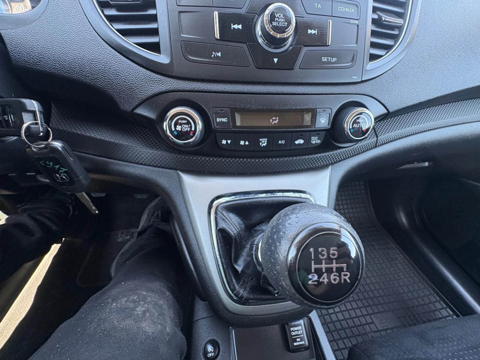 Honda Cr-v, снимка 12 - Автомобили и джипове - 54252772