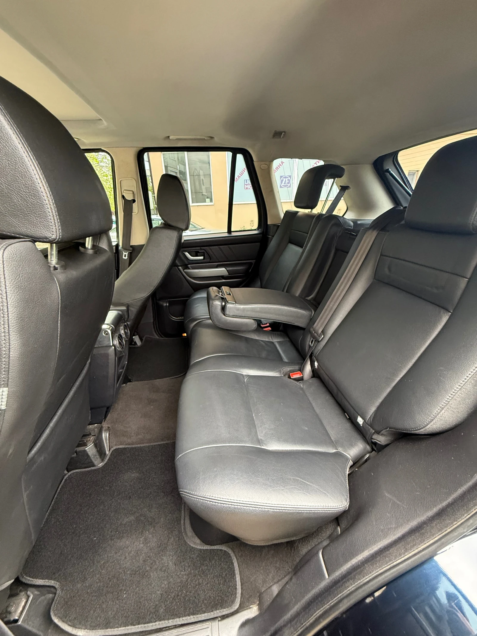 Land Rover Range Rover Sport, снимка 8 - Автомобили и джипове - 54381797