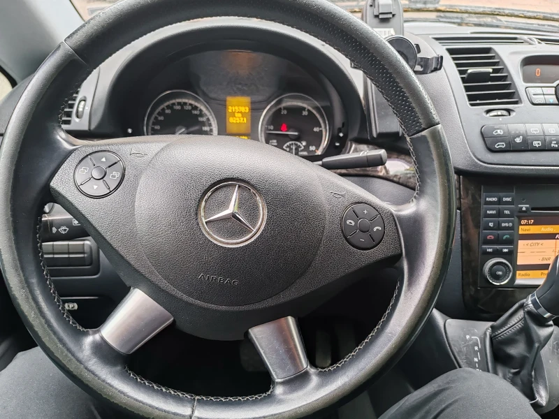 Mercedes-Benz Viano, снимка 8 - Бусове и автобуси - 52326888