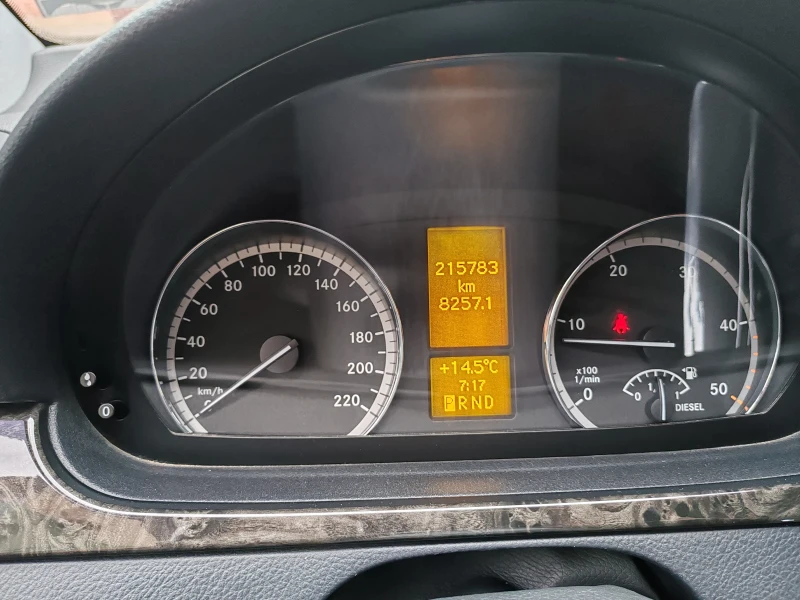 Mercedes-Benz Viano, снимка 9 - Бусове и автобуси - 52326888