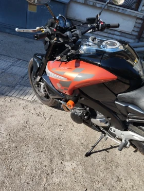 Suzuki B-King 1300 кубика, снимка 2