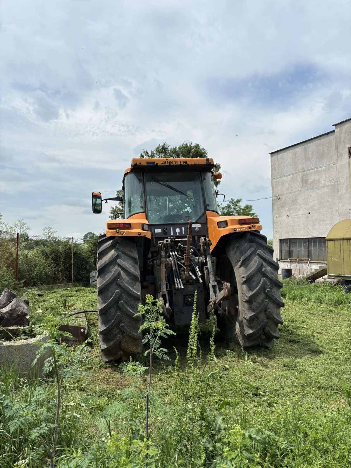 Трактор Renault Ares 620, снимка 10 - Селскостопанска техника - 54844688