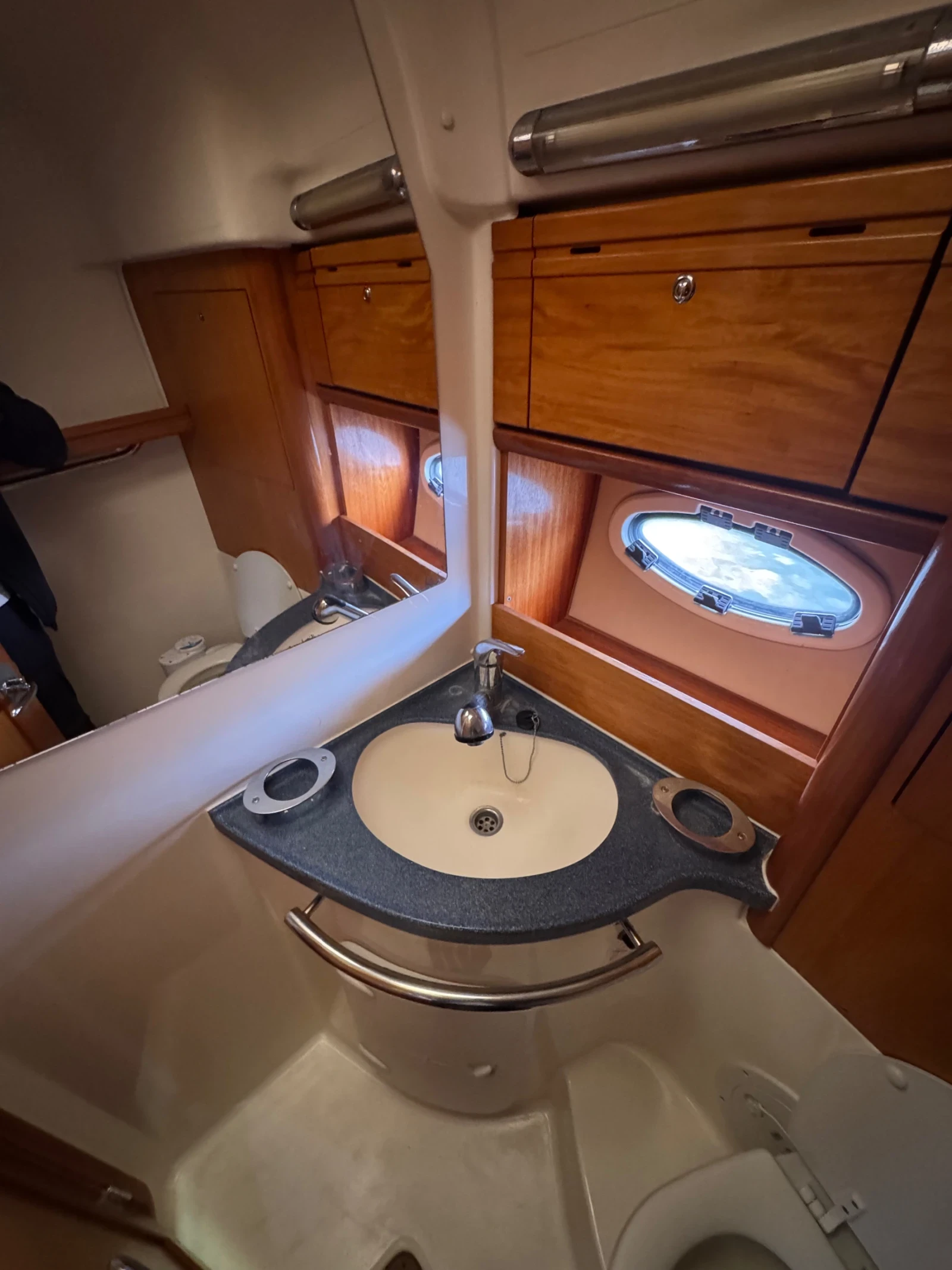   Bavaria 33 Sport Hardtop | Mobile.bg   16