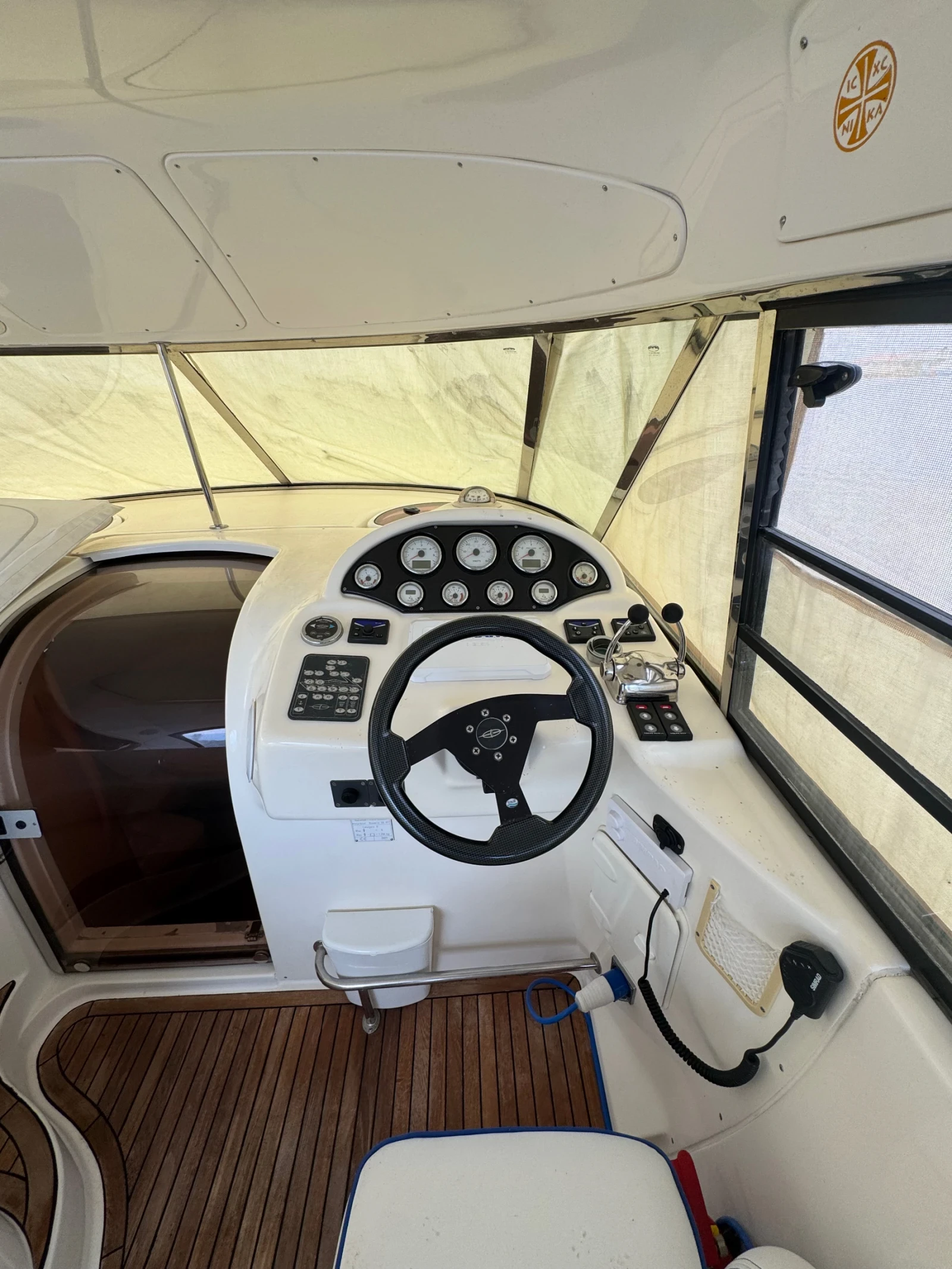 Моторна яхта Bavaria 33 Sport Hardtop - изображение 4
