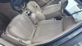 Kia Carens 2.0CRDI 140к.с., снимка 3