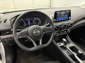 Nissan Sentra SV | 25K km | CARPLAY | ADAPTIVE CRUISE | МЪРТВА Т, снимка 13