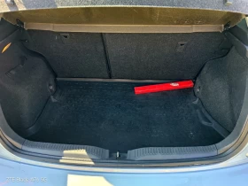 Toyota Auris 1.2i, снимка 8