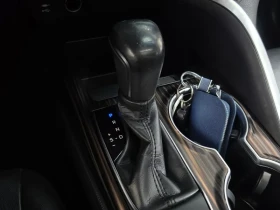 Toyota Camry (Xv70) 2.5, снимка 9