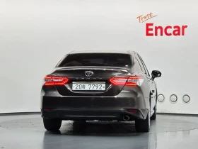 Toyota Camry (Xv70) 2.5, снимка 4
