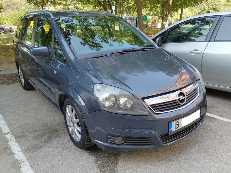 Opel Zafira 1.9 CDTI 120k.c COSMO, снимка 1 - Автомобили и джипове - 46295293