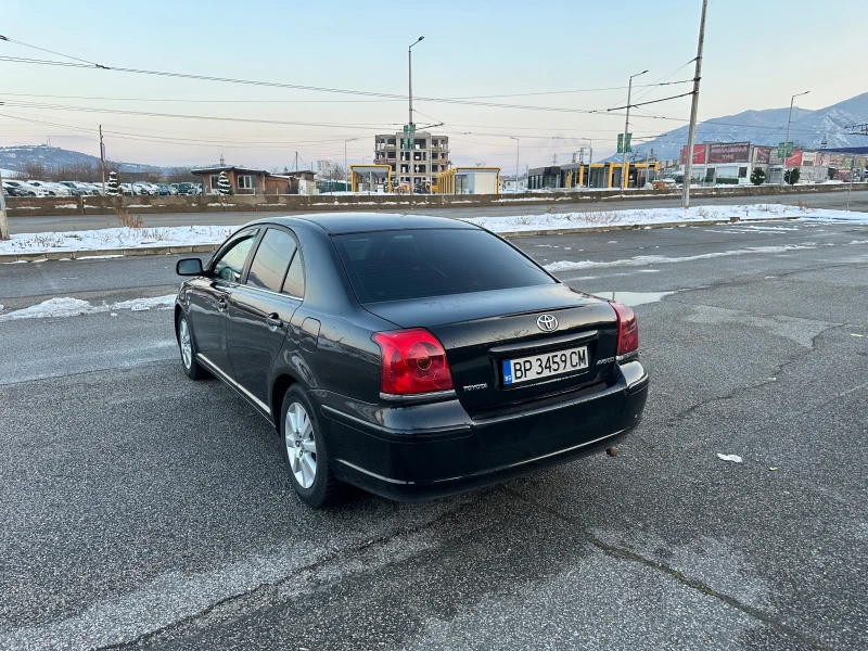 Toyota Avensis 2.0 D4D, снимка 5 - Автомобили и джипове - 49210345