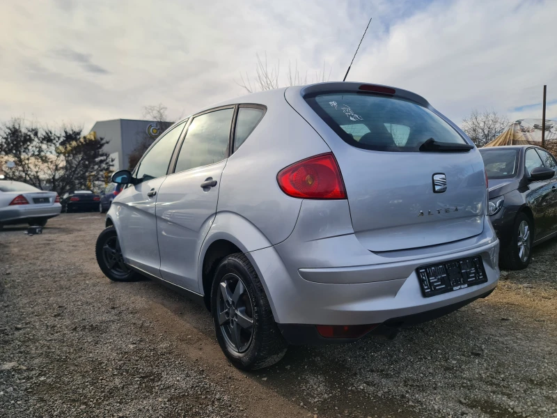 Seat Altea 1.6i/101hp/140000km, снимка 4 - Автомобили и джипове - 49339392