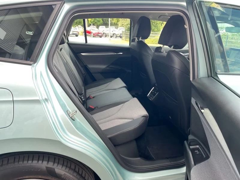 Skoda Enyaq iV60/179HP/LOFT/MATRIX/NAVI/CAM/LED/KLESS/449g, снимка 15 - Автомобили и джипове - 52086920