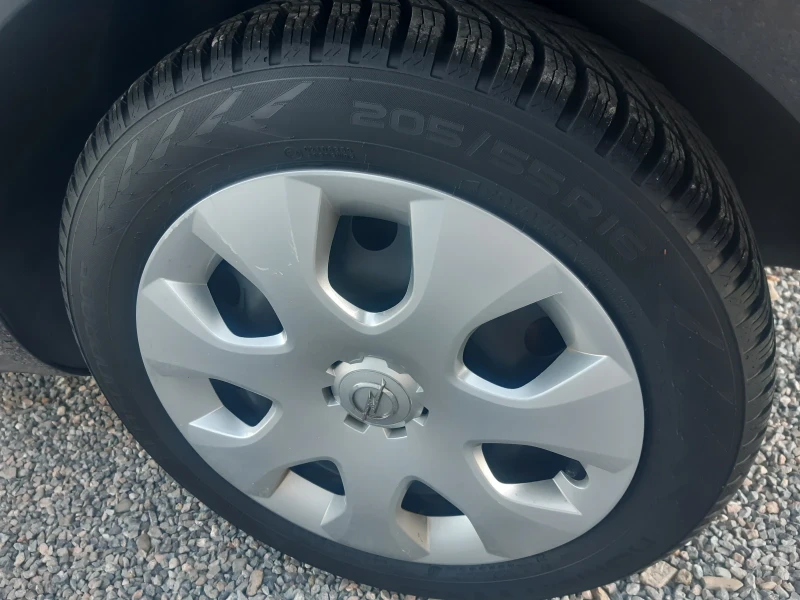 Opel Meriva КАТО НОВ, снимка 17 - Автомобили и джипове - 52748415