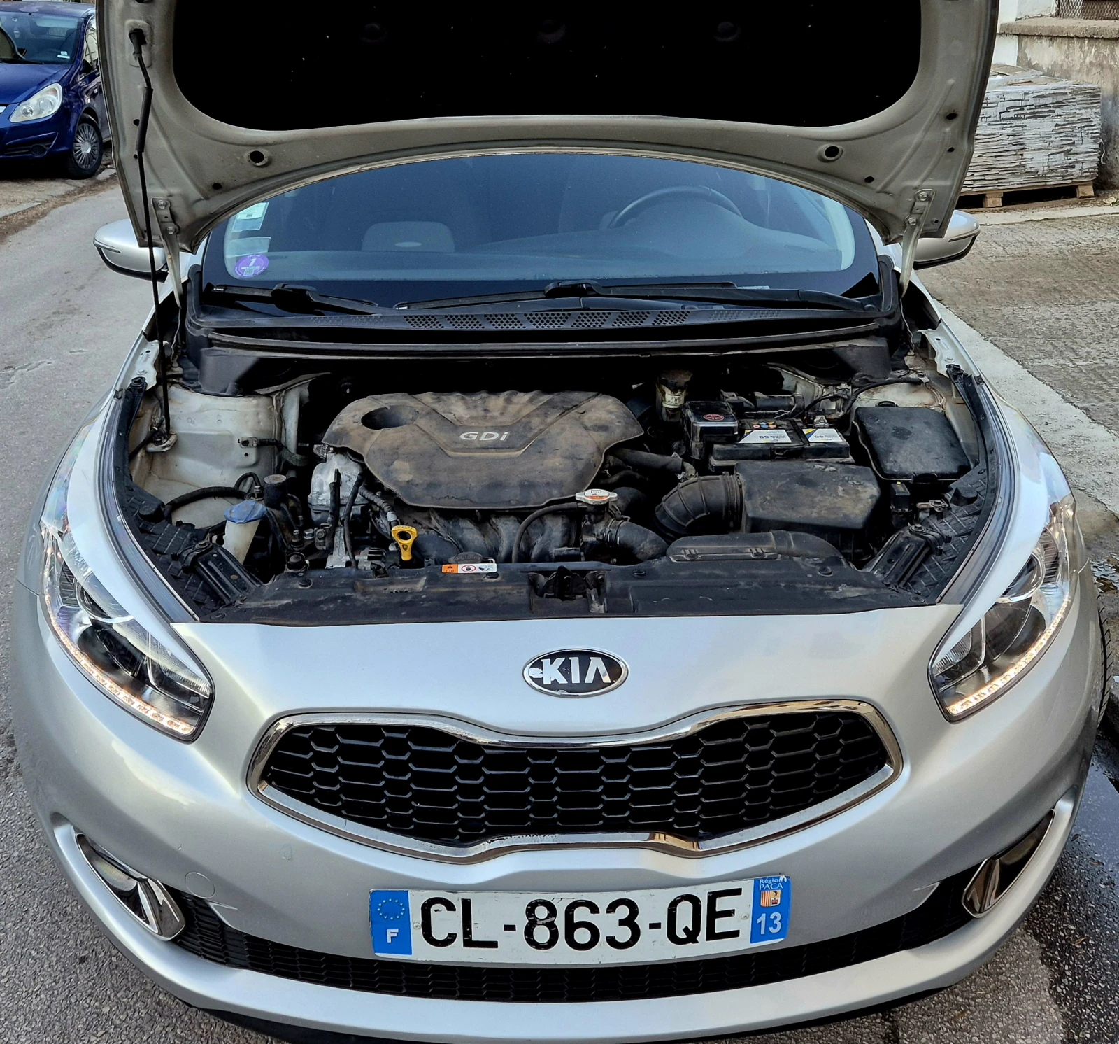 Kia Ceed 1.6i-6speed-верига-LIMITED - изображение 2