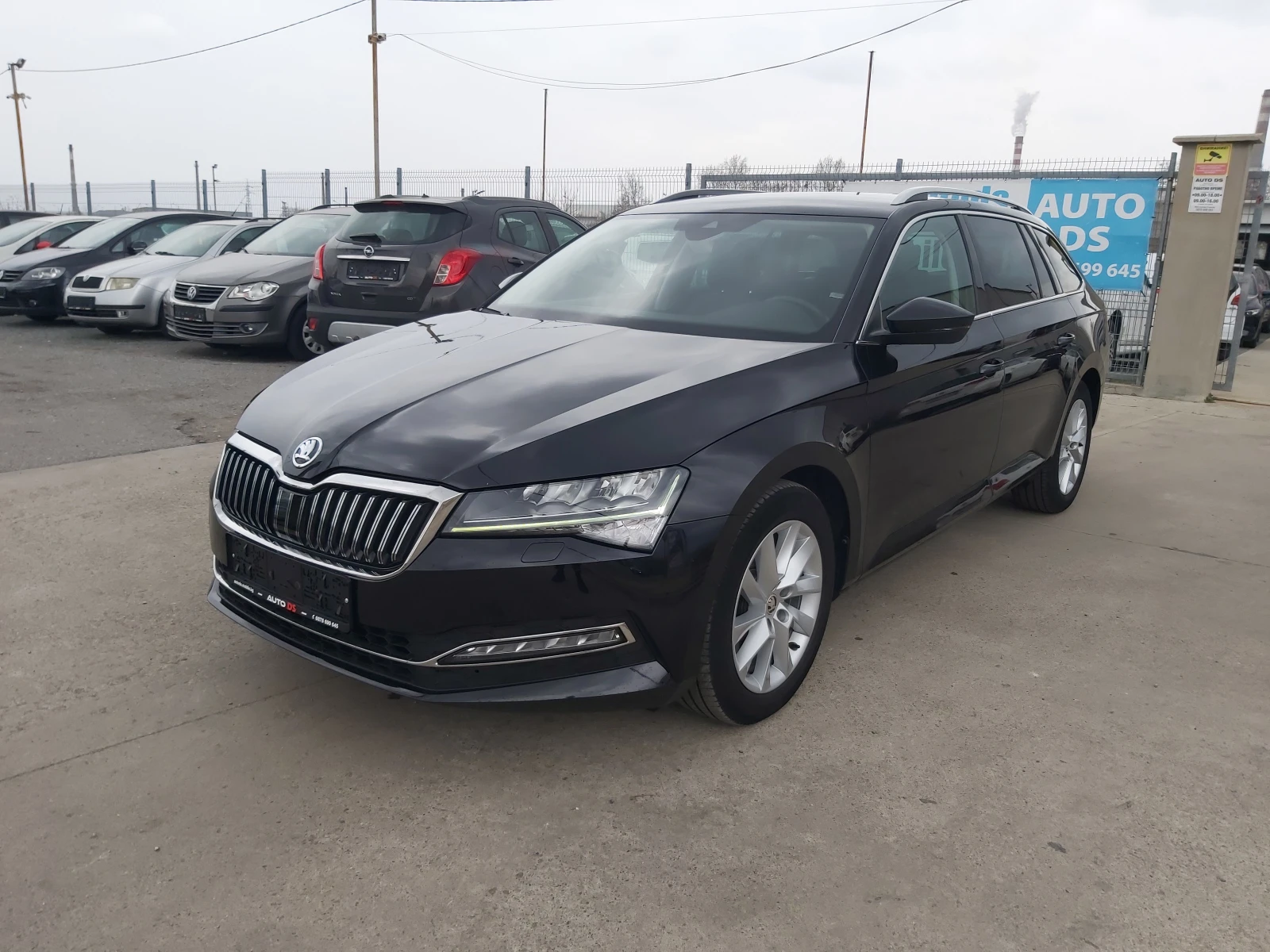 Skoda Superb 2.0d-Digital-130.000km-Navi-Kameri-Keyless-Euro-6D | Mobile.bg — изображение 1
