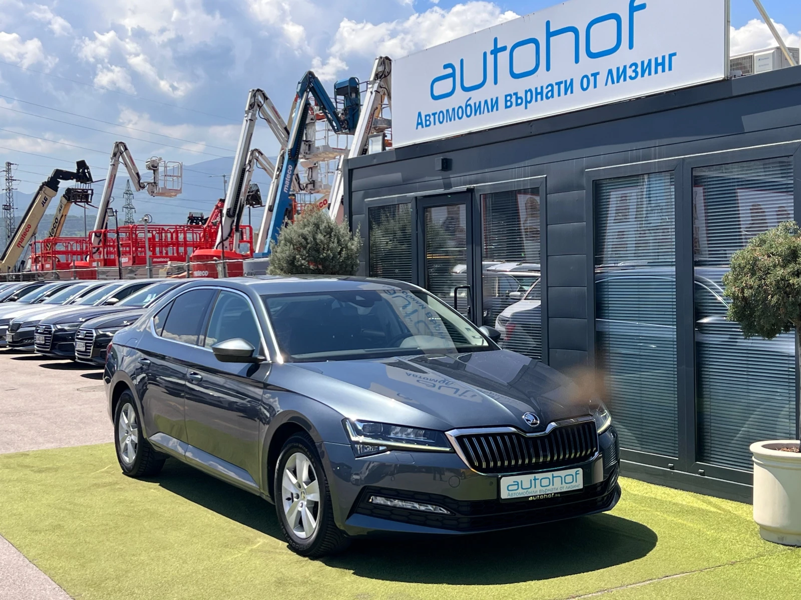 Skoda Superb 2.0TDI/190k.c./7AT/4x4 - изображение 6