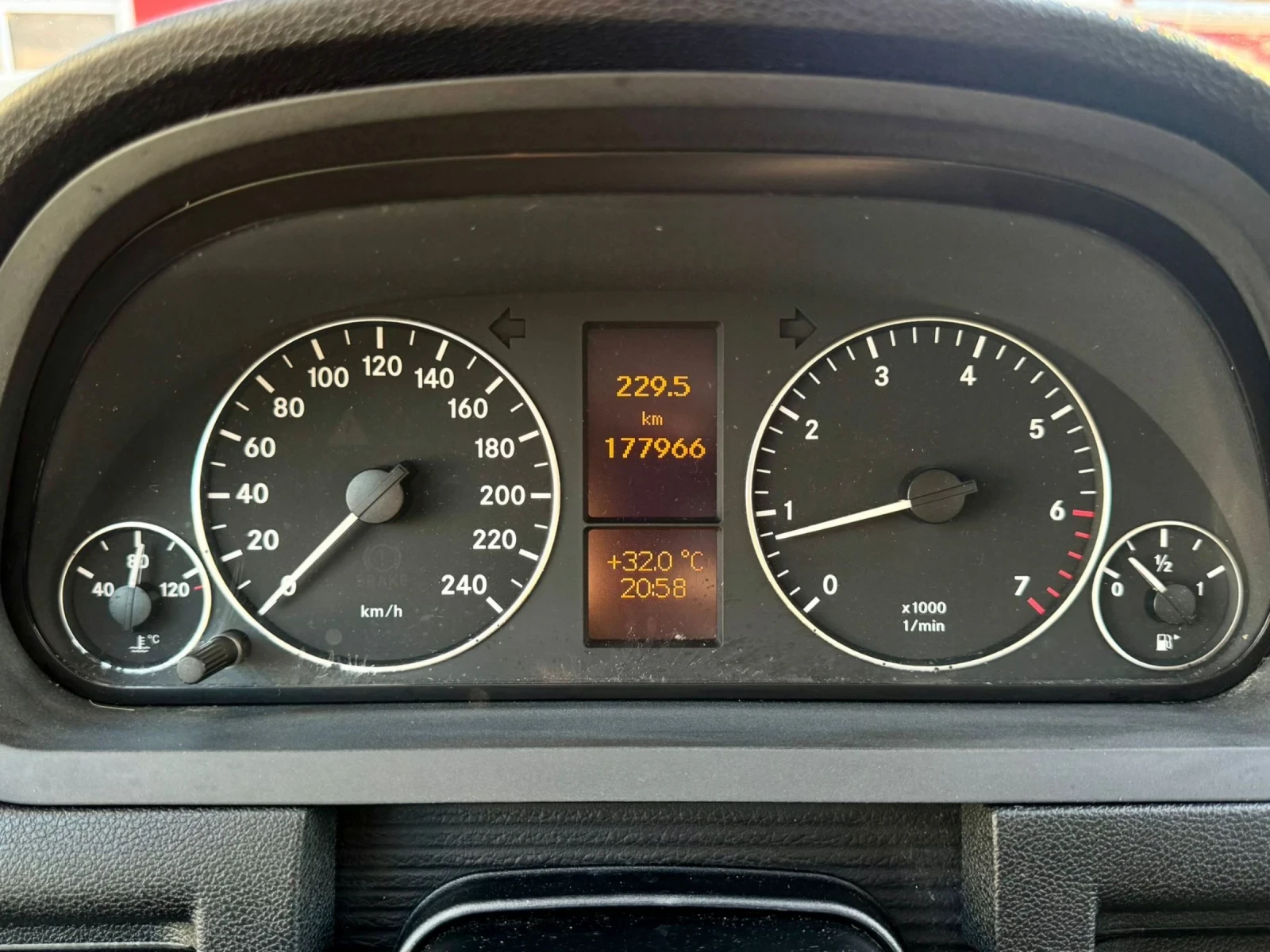 Mercedes-Benz A 160 1.5i, , FACELIFT  | Mobile.bg   13