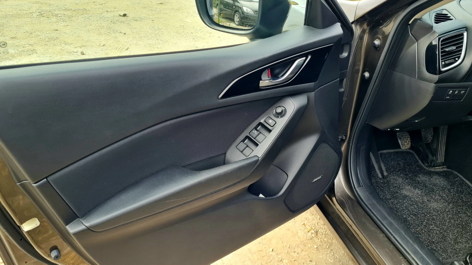 Mazda 3 2.0i SKYACTIV KYLESS-GO - изображение 5